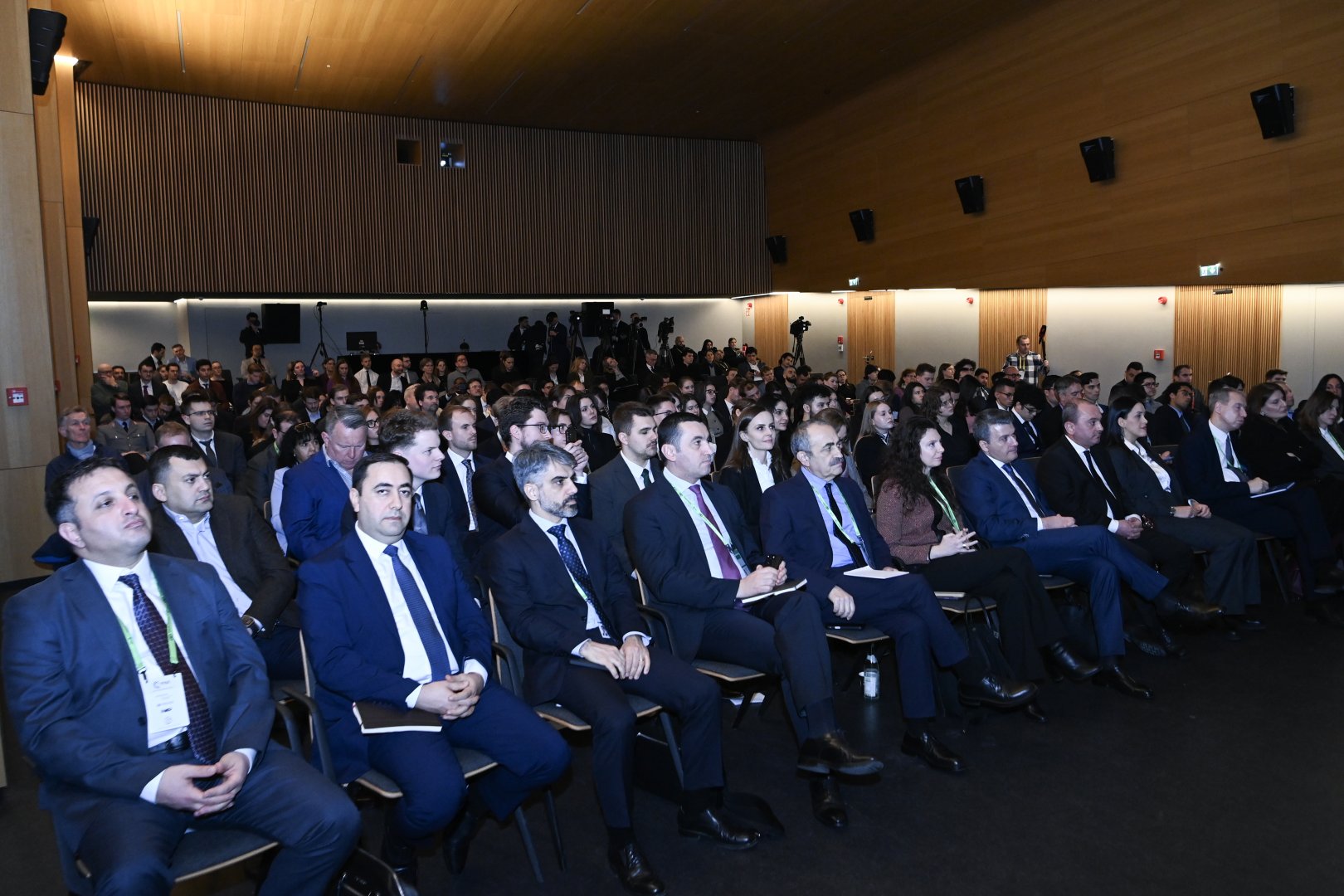 Azerbaijani FM speaks at panel discussions within framework of Munich Security Conference (PHOTO)