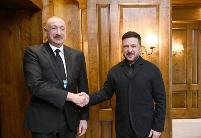 President Ilham Aliyev meets with Ukrainian President Volodymyr Zelenskyy in Munich (PHOTO)
