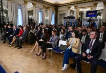 President Ilham Aliyev participates in panel discussion in Munich (PHOTO/VIDEO)