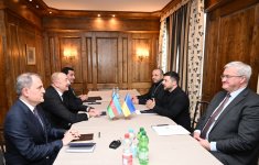 President Ilham Aliyev meets with Ukrainian President Volodymyr Zelenskyy in Munich (PHOTO)
