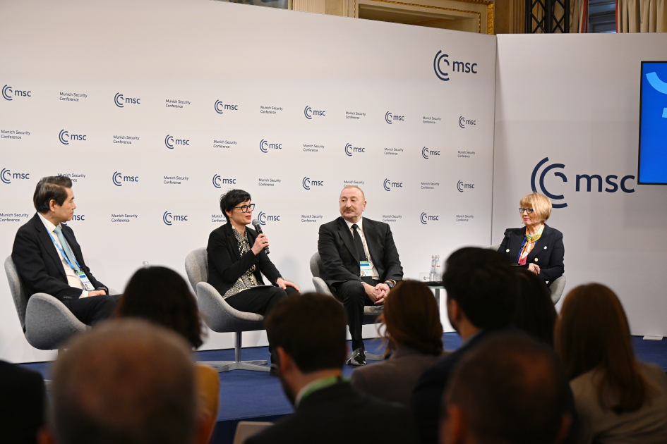 President Ilham Aliyev participates in panel discussion in Munich (PHOTO/VIDEO)