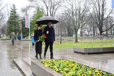 President Ilham Aliyev visits monuments to National Leader Heydar Aliyev and prominent Serbian writer Milorad Pavić in Belgrade (PHOTO/VIDEO)