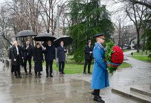 President Ilham Aliyev visits monuments to National Leader Heydar Aliyev and prominent Serbian writer Milorad Pavić in Belgrade (PHOTO/VIDEO)