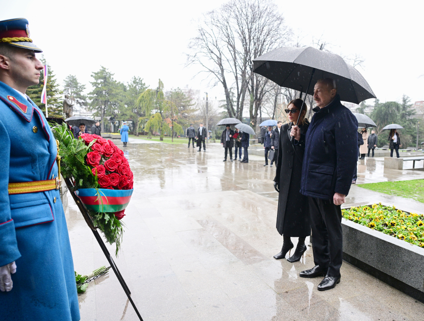 President Ilham Aliyev visits monuments to National Leader Heydar Aliyev and prominent Serbian writer Milorad Pavić in Belgrade (PHOTO/VIDEO)