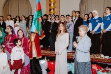 Head of Baku Media Center Arzu Aliyeva attends “After the dark…” event (PHOTO)