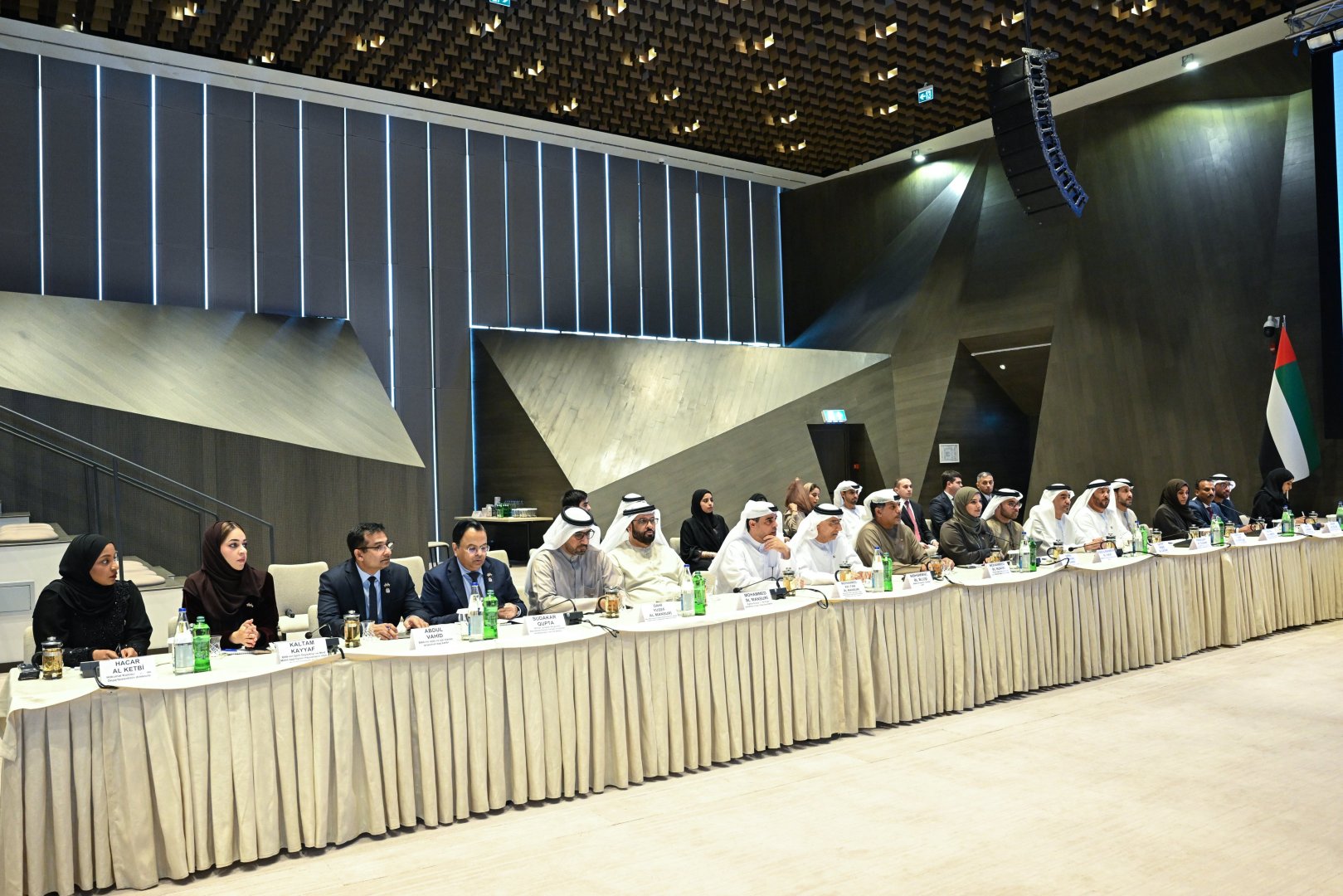 Azerbaijan, UAE explore collaborative projects for sustainable growth (PHOTO)