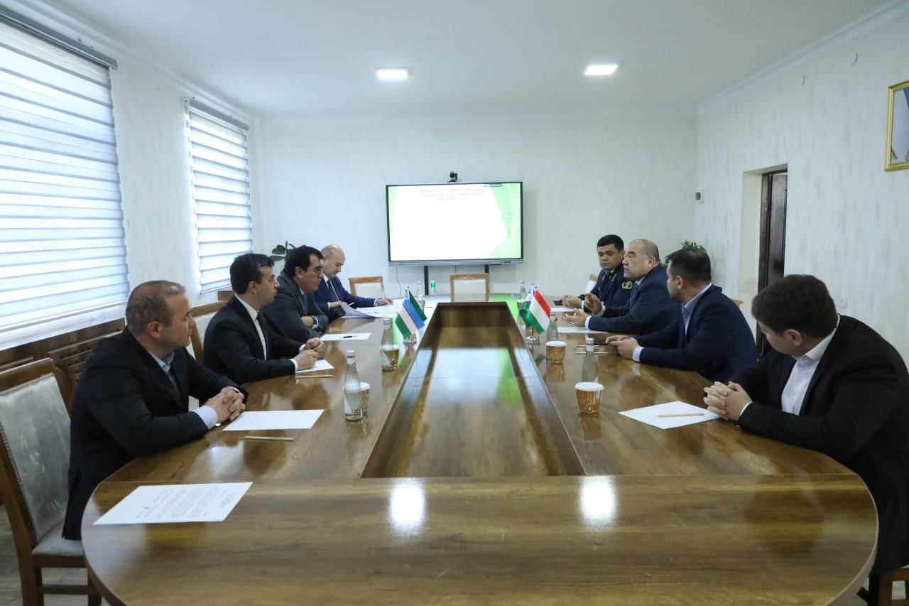 Uzbekistan, Tajikistan agree to increase daily freight train exchanges