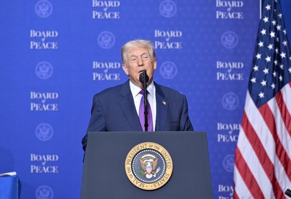 Trump proposes U.S. fuel sales as Hormuz disruptions hit aviation