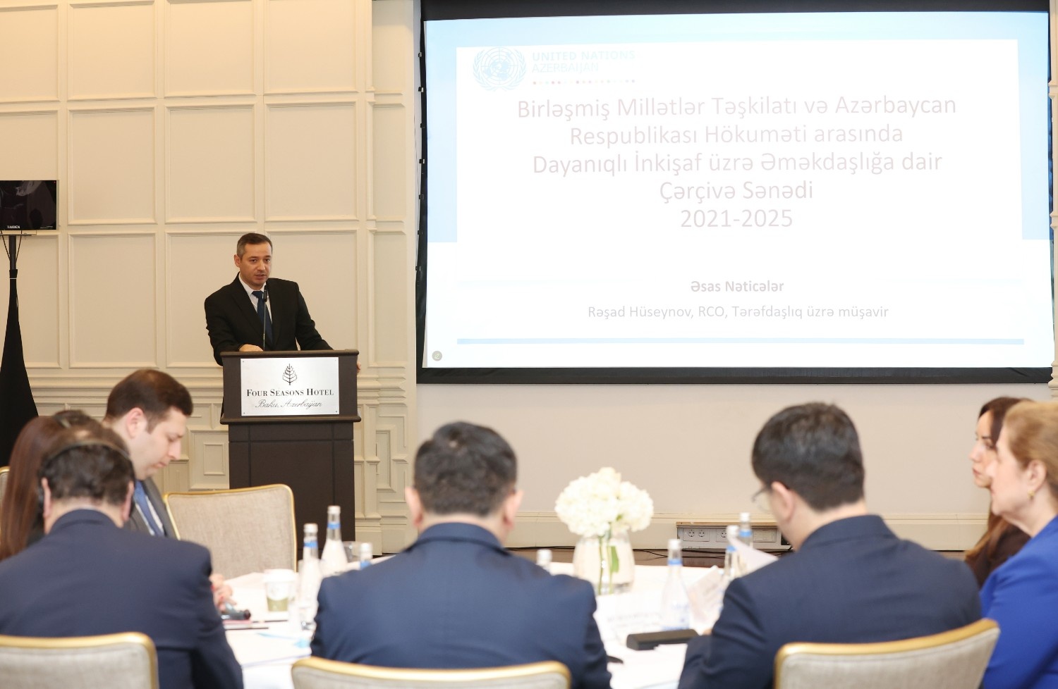 Azerbaijan, UN hold discussions on sustainable dev't cooperation (PHOTO)