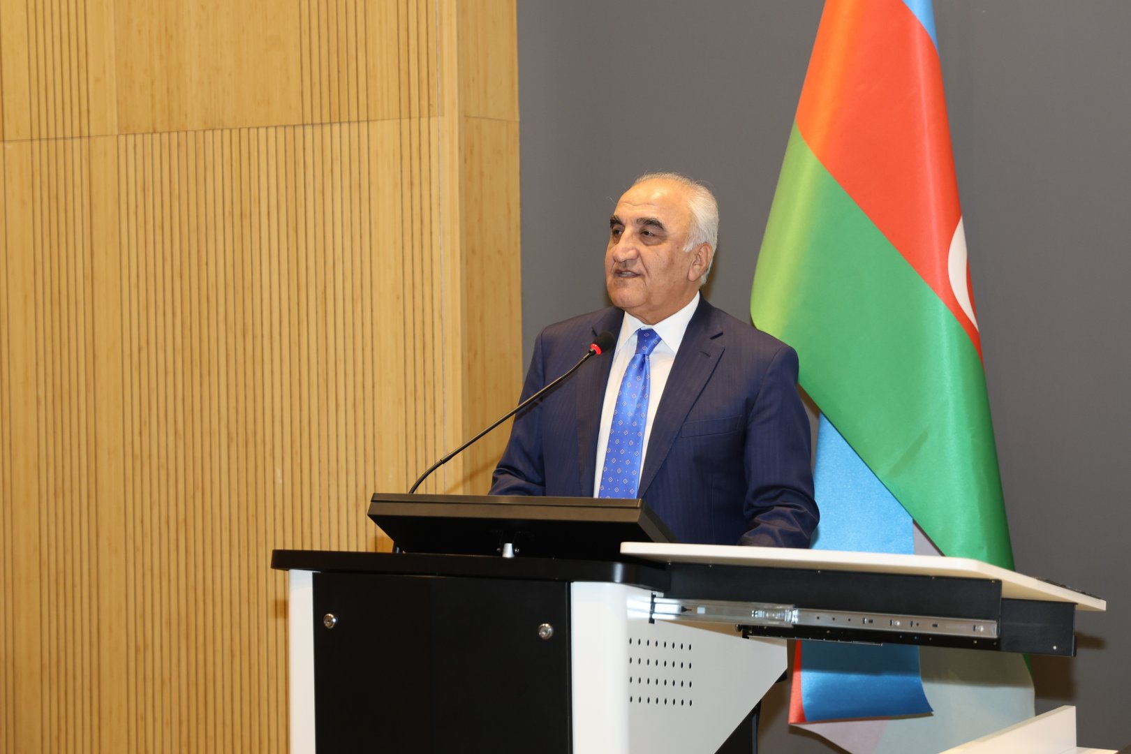 Successful outcomes of PBL approach presented at UNEC Design School (PHOTO)