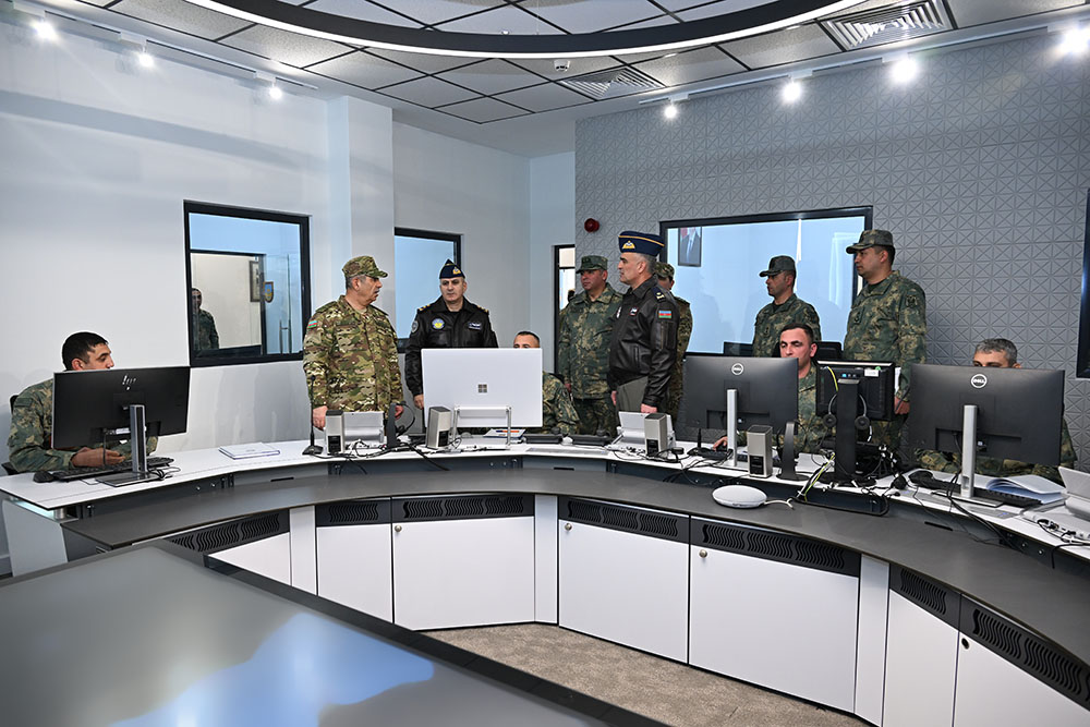 Azerbaijani Defense Ministry's leadership inspects activities of Air Defense Units (PHOTO)