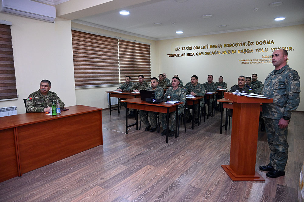 Azerbaijani Defense Ministry's leadership inspects activities of Air Defense Units (PHOTO)
