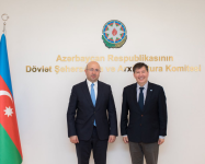 Azerbaijan shares WUF13 preparation details with UN official (PHOTO)
