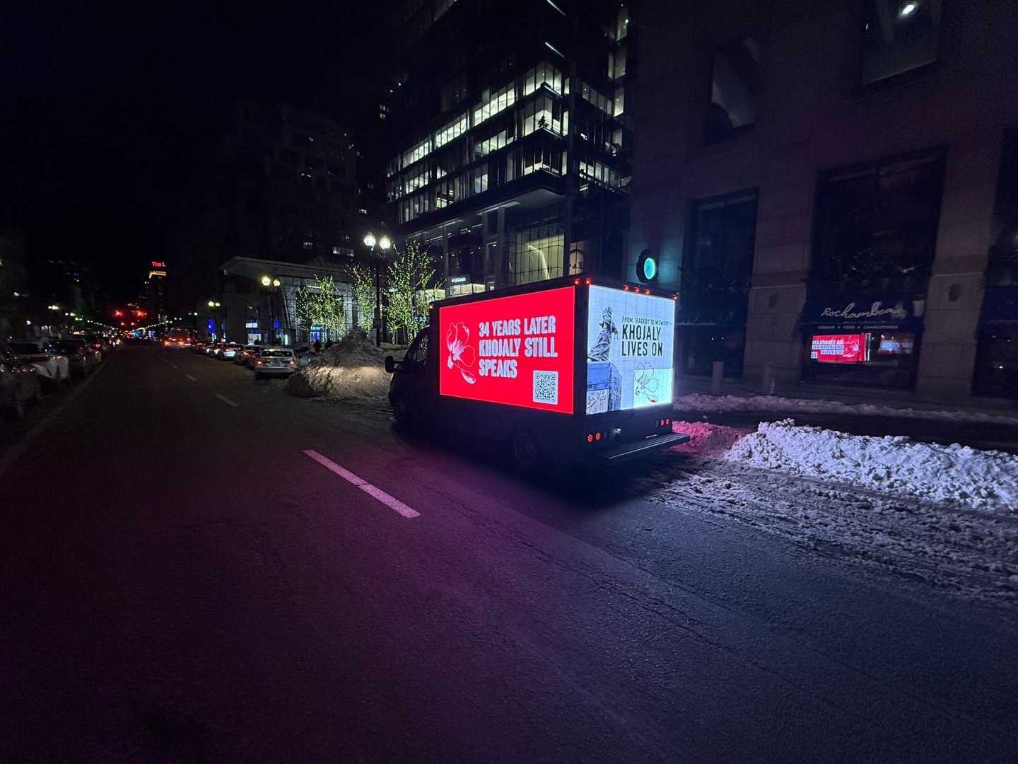 Khojaly Genocide awareness campaign illuminates Boston streets (PHOTO)