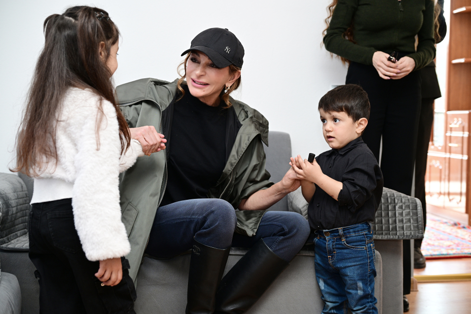 President Ilham Aliyev, First Lady Mehriban Aliyeva, inspect reconstruction progress in Khanabad village of Khojaly district (PHOTO/VIDEO)