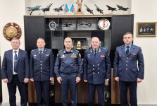 Azerbaijan, Russia discuss current status of military cooperation (PHOTO)
