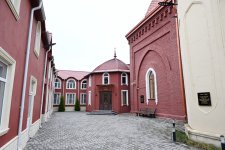 Leyla Aliyeva and Alena Aliyeva visit Juma Mosque (PHOTO)