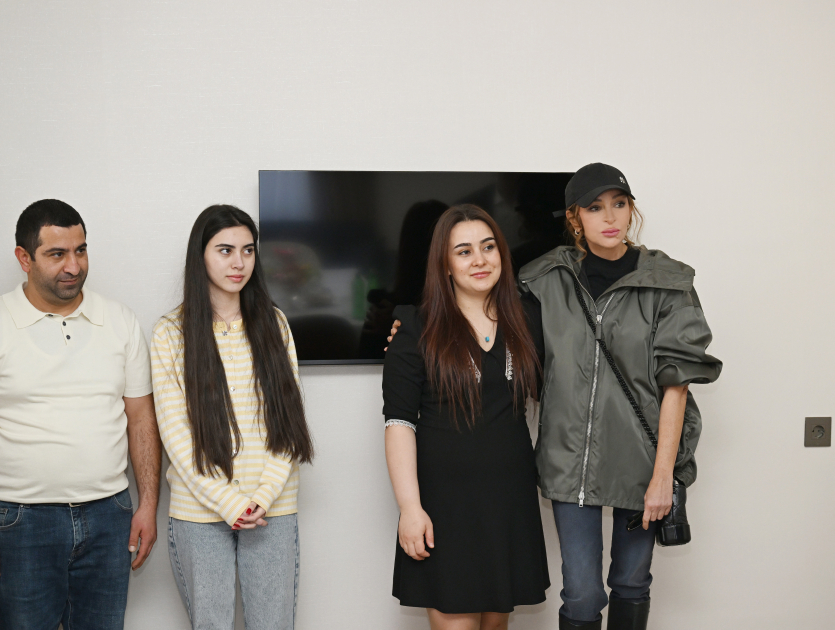 President Ilham Aliyev, First Lady Mehriban Aliyeva inspect reconstruction progress in Khojavend village (PHOTO/VIDEO)