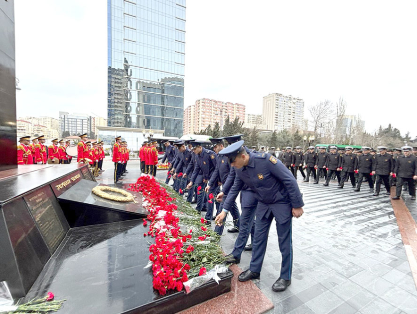 Azerbaijan Army commemorates anniversary of Khojaly genocide (PHOTO)