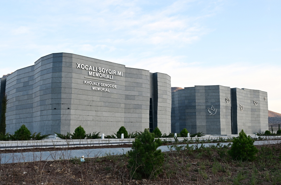 President Ilham Aliyev, First Lady Mehriban Aliyeva, attend opening of Khojaly Genocide Memorial (PHOTO/VIDEO)