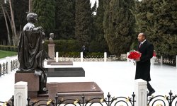 Ethiopian Prime Minister pays tribute to National Leader Heydar Aliyev (PHOTO)