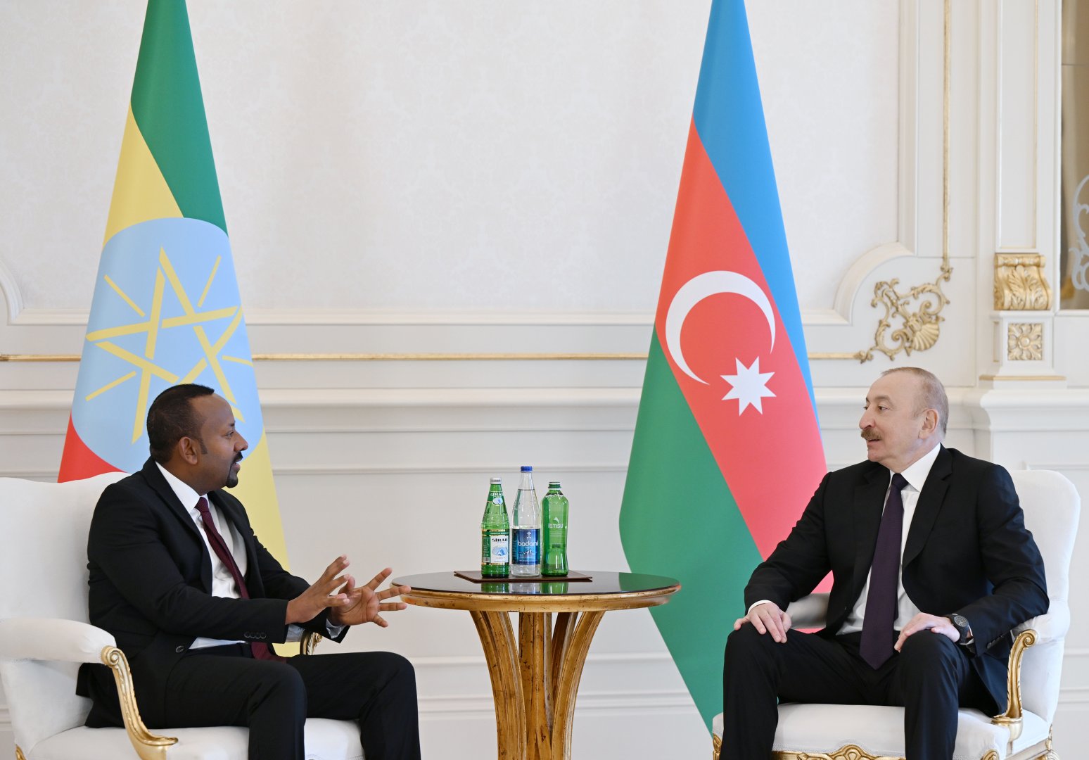 President Ilham Aliyev holds one-on-one meeting with Prime Minister of Ethiopia (PHOTO)