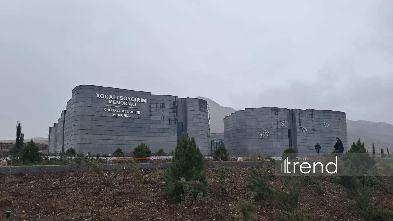 Azerbaijan hosts mediatour to Khojaly Genocide Memorial (PHOTO)