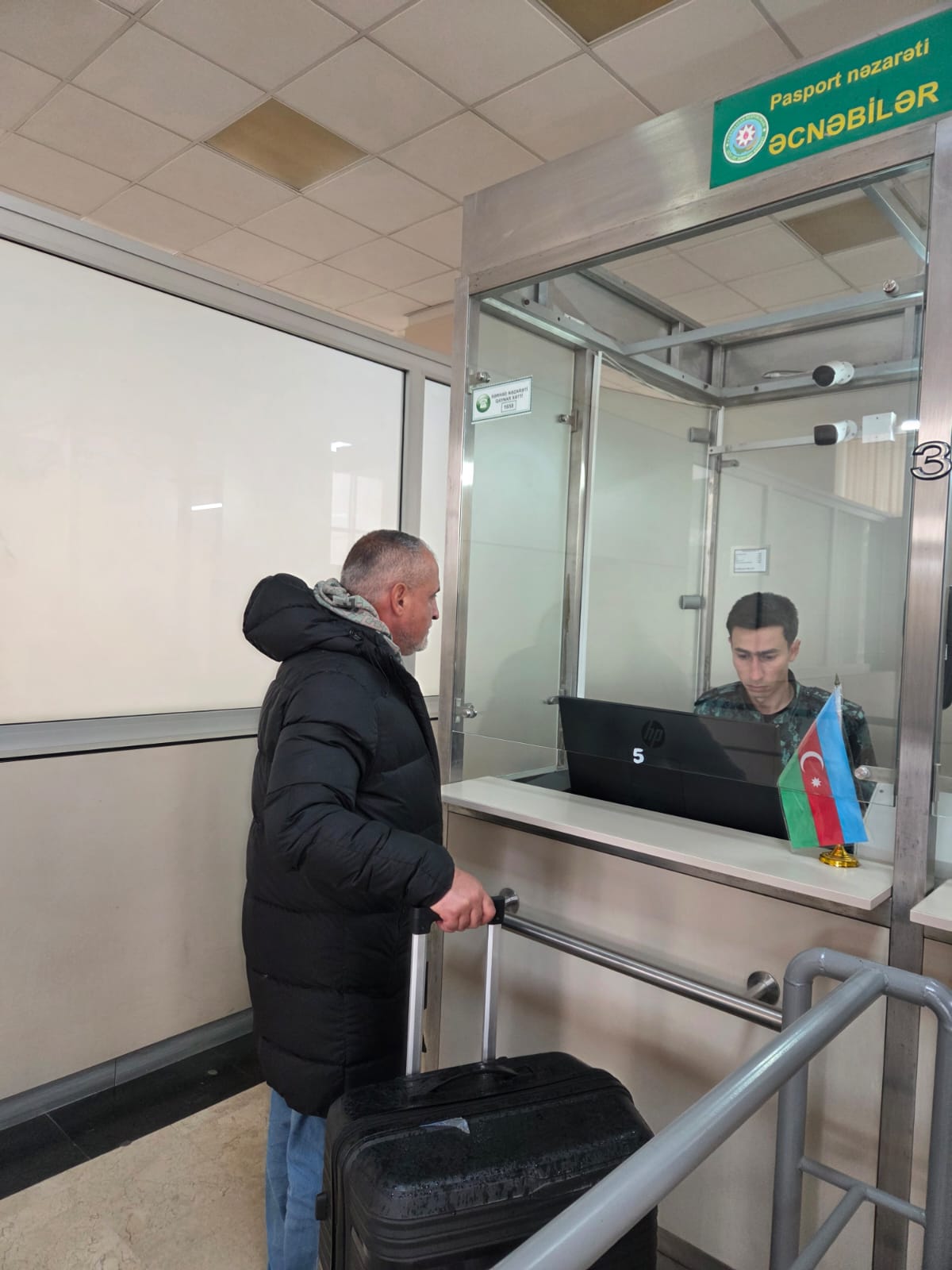 53 Azerbaijani citizens, 31 foreign nationals evacuated from Iran to Azerbaijan (PHOTO/VIDEO)