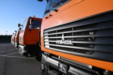 President Ilham Aliyev inspects household waste collection vehicles in Baku (PHOTO)