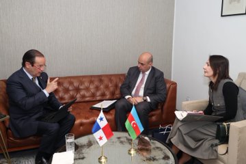 Azerbaijani Ambassador meets Panama’s FM to discuss bilateral relations (PHOTO)