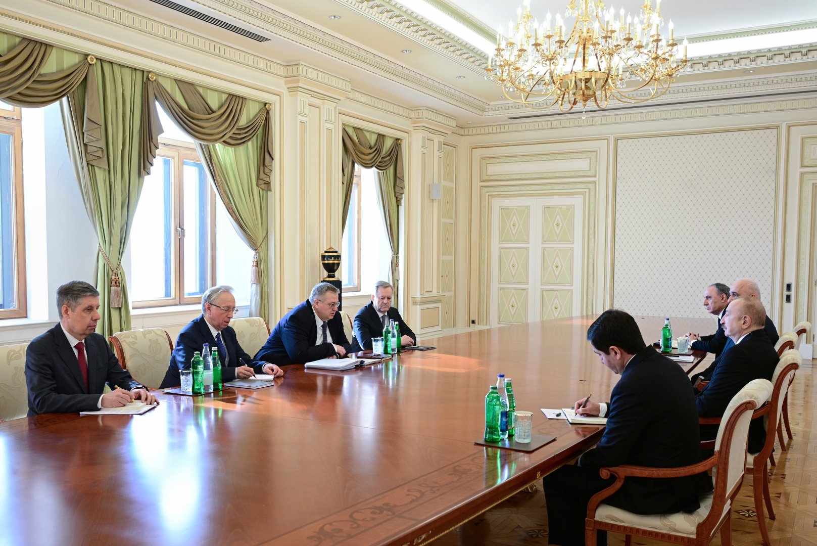 President Ilham Aliyev receives Deputy Prime Minister of Russia (PHOTO/VIDEO)
