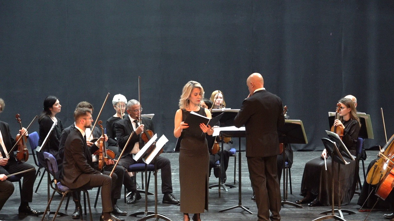 Israel's Haifa honors Khojaly victims with classical music tribute (PHOTO)