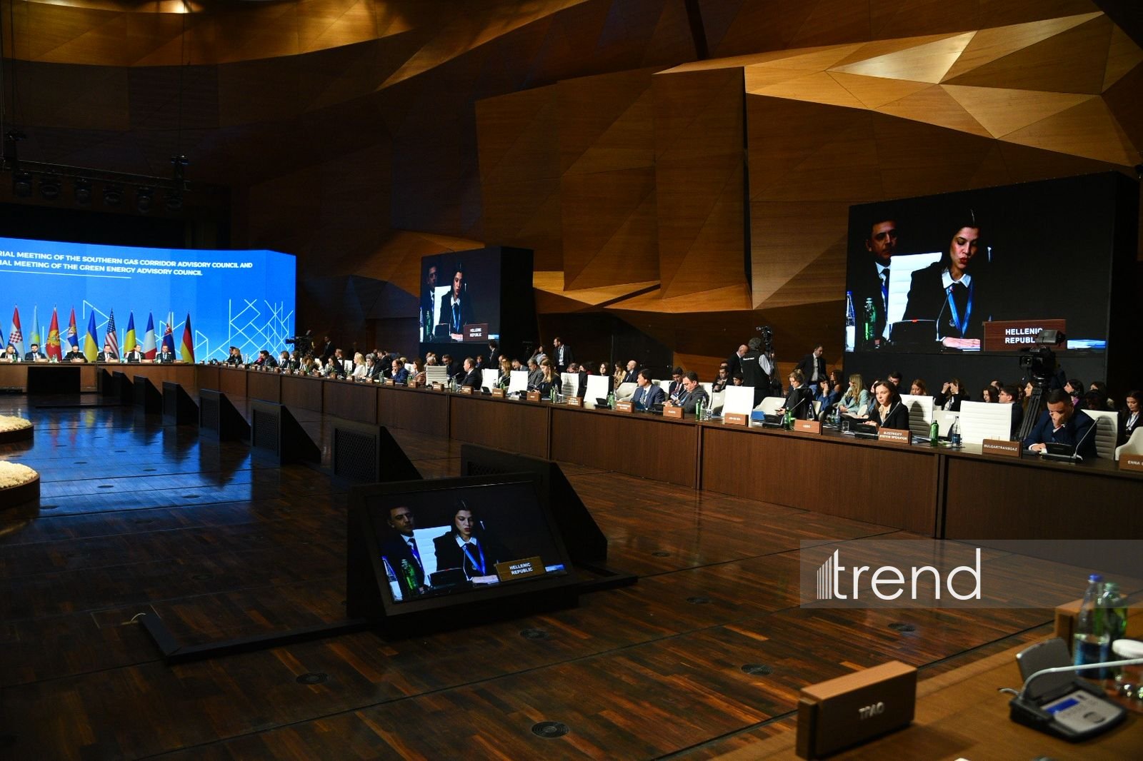 Baku hosts meetings of Southern Gas Corridor and Green Energy Advisory Councils (PHOTO)