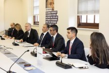 Azerbaijan, UK discuss cooperation in digital infrastructure (PHOTO)