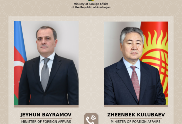 Kyrgyz FM calls Azerbaijani counterpart