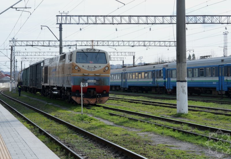 Azerbaijan sends oil products and Russian fertilizers to Armenia (PHOTO/VIDEO)