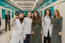 Leyla Aliyeva and Arzu Aliyeva visits Pediatric Unit of “Leyla Medical Center” (PHOTO)