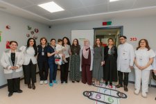 Leyla Aliyeva and Arzu Aliyeva visits Pediatric Unit of “Leyla Medical Center” (PHOTO)