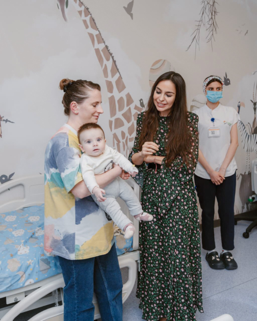Leyla Aliyeva and Arzu Aliyeva visits Pediatric Unit of “Leyla Medical Center” (PHOTO)