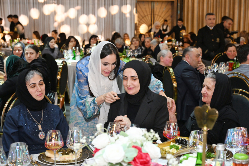 Leyla Aliyeva attends iftar dinner held with participation of martyrs’ mothers (PHOTO)