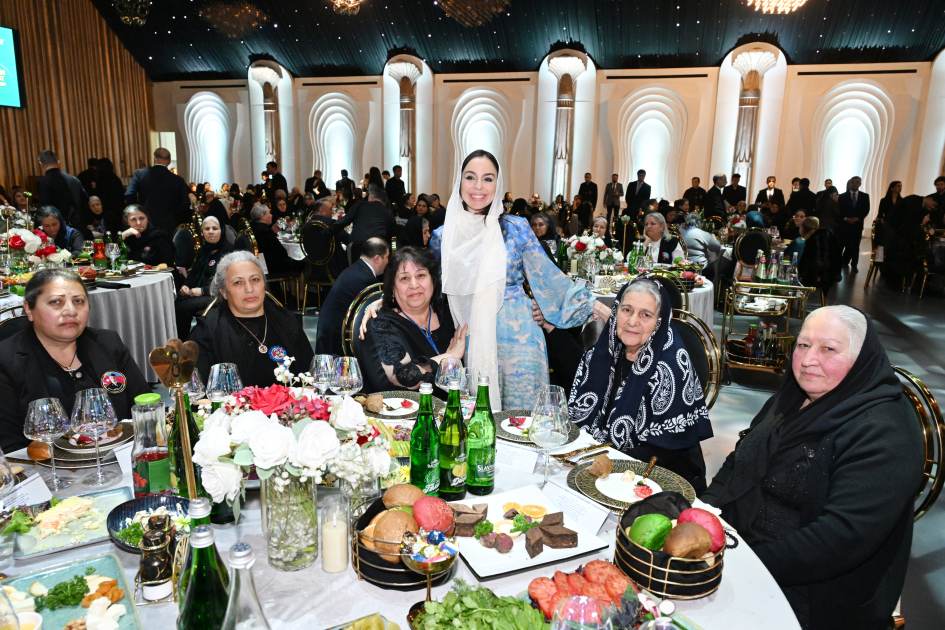 Leyla Aliyeva attends iftar dinner held with participation of martyrs’ mothers (PHOTO)