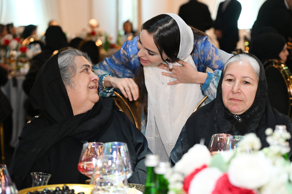 Leyla Aliyeva attends iftar dinner held with participation of martyrs’ mothers (PHOTO)