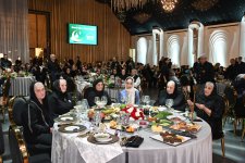 Leyla Aliyeva attends iftar dinner held with participation of martyrs’ mothers (PHOTO)