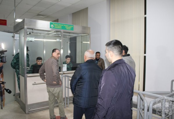 Azerbaijani diplomats evacuated from Iran