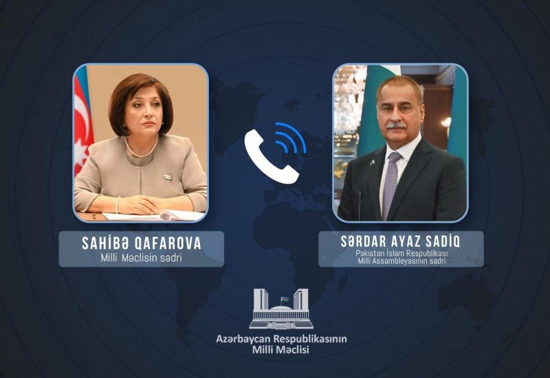 Azerbaijani and Pakistani speakers discuss regional developments
