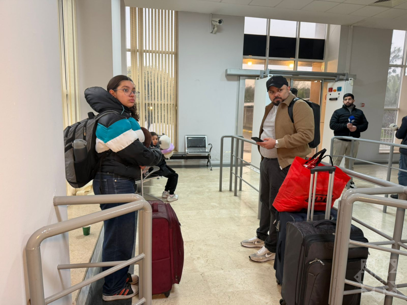 Seven more Mexican diplomats and their family members evacuated from Iran to Azerbaijan (PHOTO)