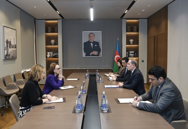 Azerbaijani FM discusses rising tensions in Middle East with UN representative (PHOTO)