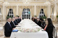 President Ilham Aliyev held expanded meeting with President of European Council during official luncheon (PHOTO)