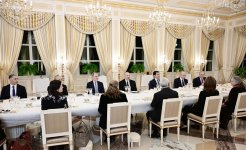 President Ilham Aliyev held expanded meeting with President of European Council during official luncheon (PHOTO)