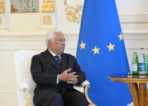 President Ilham Aliyev holds one-on-one meeting with President of European Council (PHOTO)